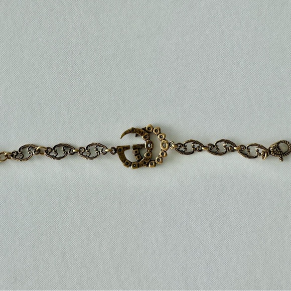 Gucci Arabesque GG Marmont Gold Bracelet with Crystals - Picture 3 of 9